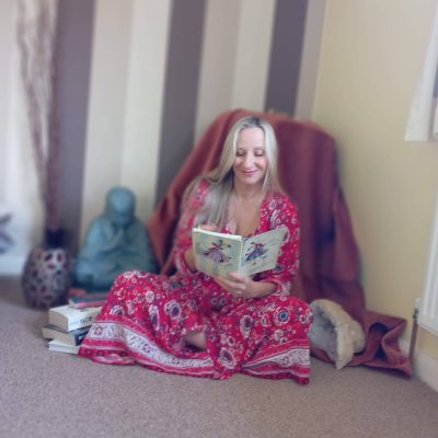 Picture of Sonia Reading